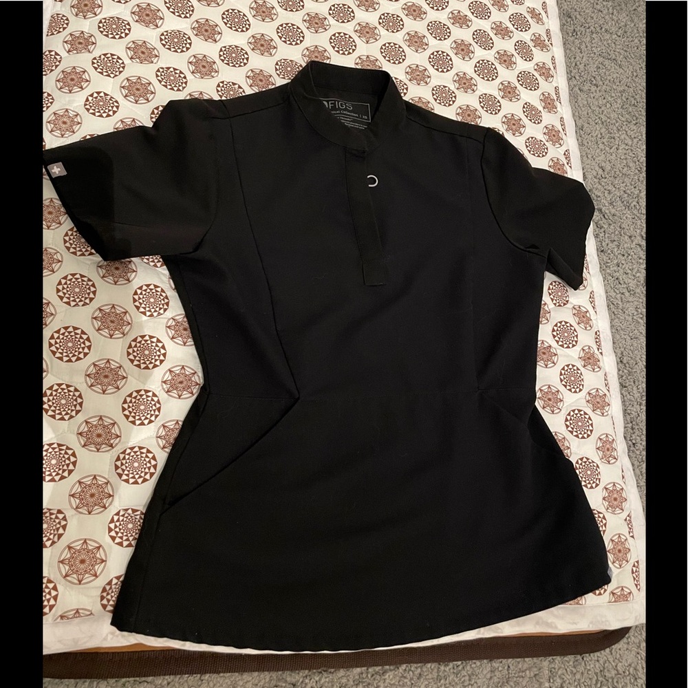 Figs Insiza XS Black Gently Worn💖
